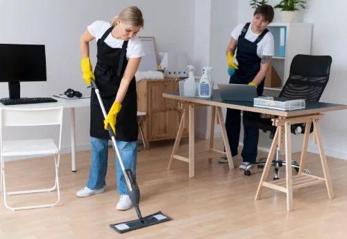 Nettoyage de bureau professionnel à Saint-Denis-de-Jouhet